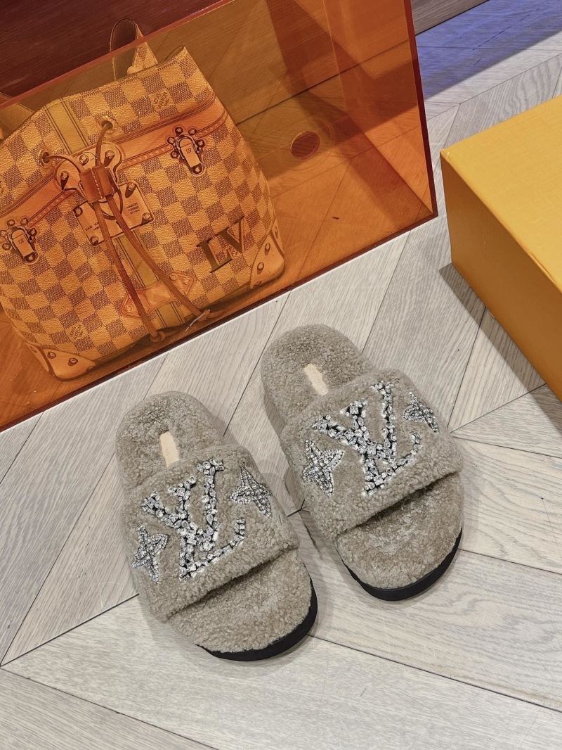 Louis Vuitton Slippers